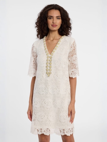 Ana Alcazar Dress 'Daeva' in White: front