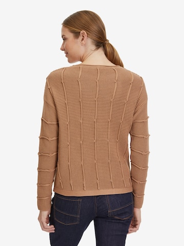 Betty Barclay Sweater in Brown
