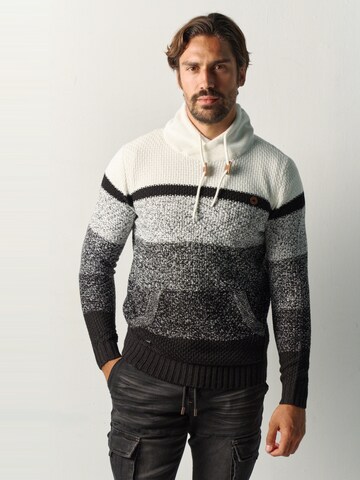 KOROSHI Pullover i sort: forside
