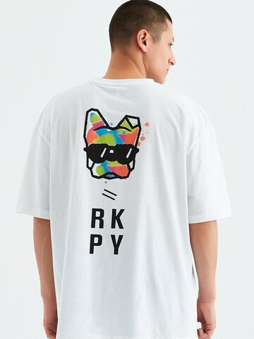 Rockupy Oversized shirt 'Silas' in White