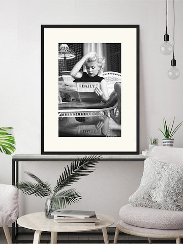 Liv Corday Image 'Marilyn Monroe' in Black