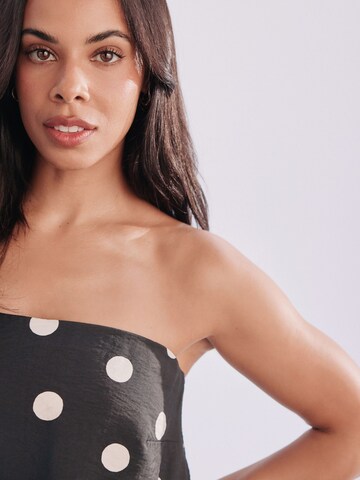 Next Kleid in Schwarz