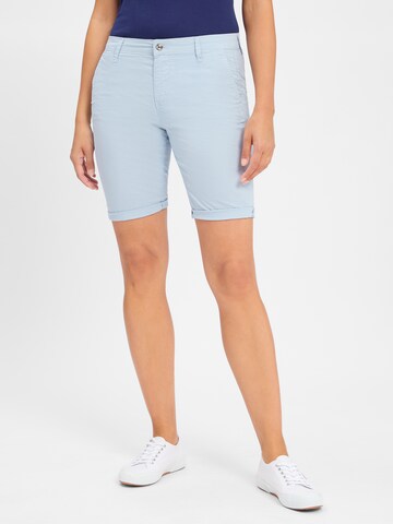 MAC Regular Shorts in Blau: Vorderseite
