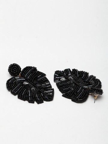 Boucles d'oreilles 'Ursula' AVANT-GARDE PARIS en noir