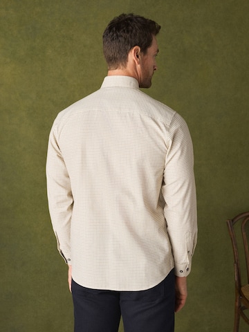Next - Ajuste regular Camisa en beige