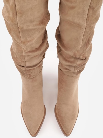 Boots 'Bottes bout pointu effet plissé à talon bloc - noir' VERA Collection en gris