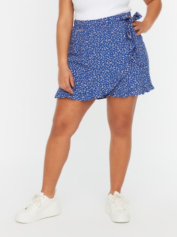 Trendyol Curve - Falda en azul: frente
