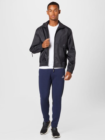 ADIDAS ORIGINALS Between-Season Jacket 'Q1 Coach' in Black