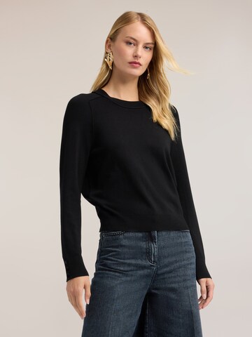 Pull-over MOTIVI en noir
