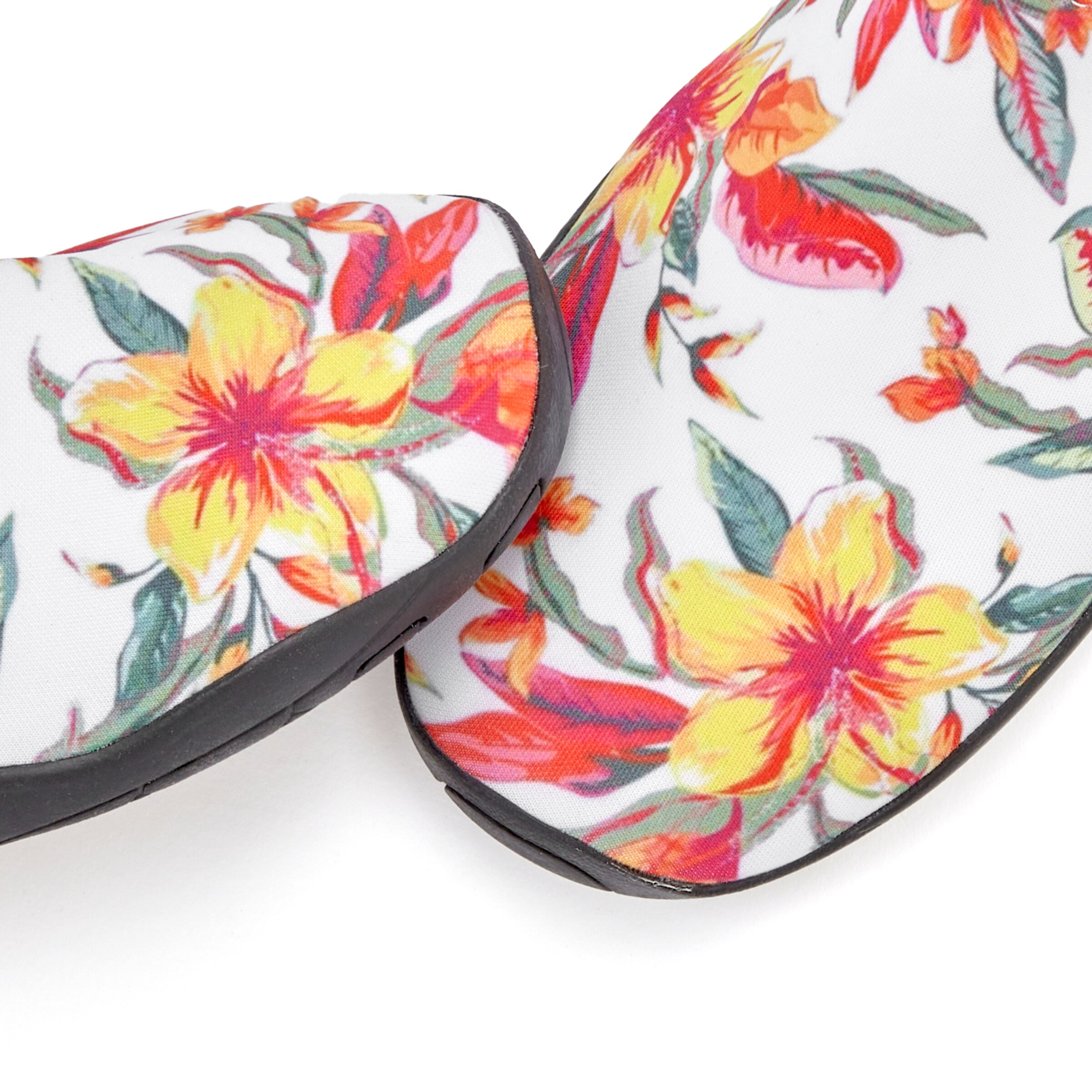 LASCANA - Zapatos para playa y agua en blanco