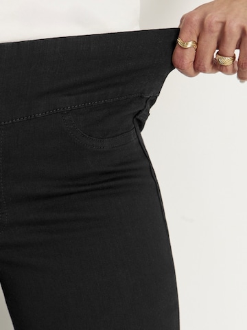 Cellbes of Sweden Flared Jeggings in Zwart