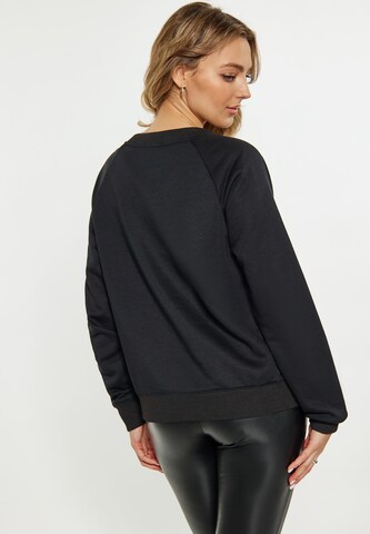 faina Sweatshirt in Black