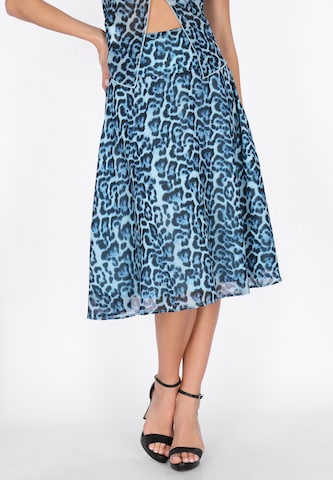 faina - Saia em azul: frente