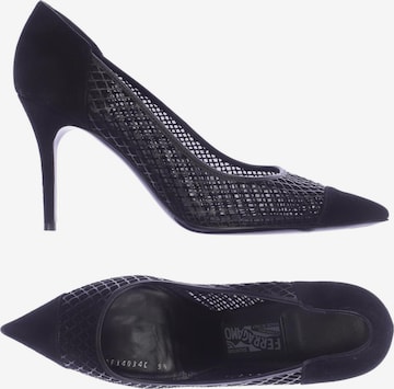 Salvatore Ferragamo Pumps 43,5 in Schwarz: Vorderseite