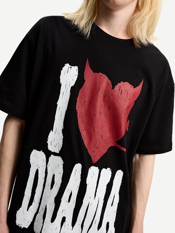 T-Shirt 'DRAMA' Bershka en noir