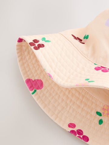Next Hut in Pink