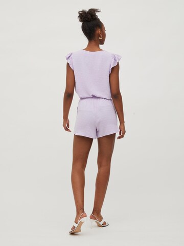 VILA Normalny krój Spodnie 'Clarisa' w kolorze fioletowy