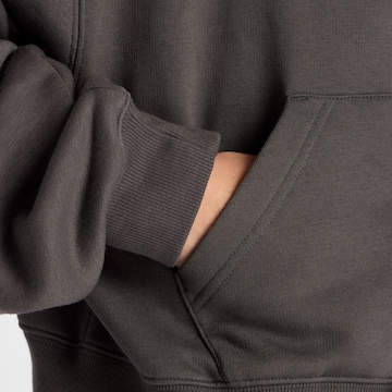 new balance Sweatvest 'Trackside' in Grijs