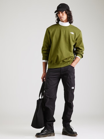 THE NORTH FACE Суичър 'ESSENTIAL' в зелено