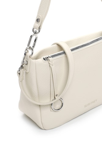 Suri Frey Schultertasche 'Debby' in Weiß