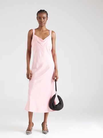 Robe COMMA en rose : devant