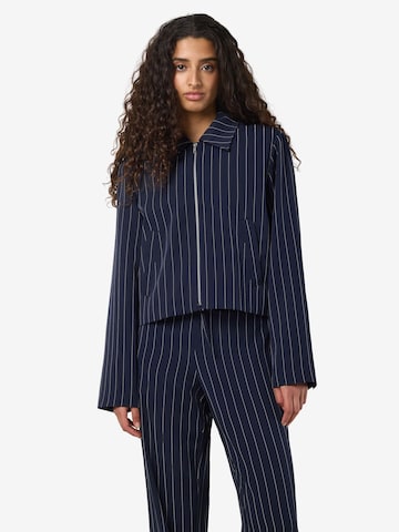 Veste mi-saison 'ELLA ' Noisy may en bleu : devant