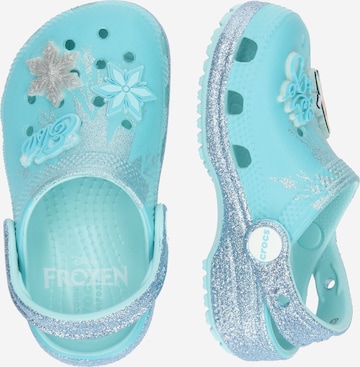 Elsa crocs discount
