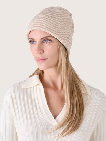 Camomilla Italia Beanie in Beige: front