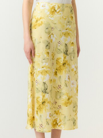 Gonna 'YASPELLA' di YAS in giallo