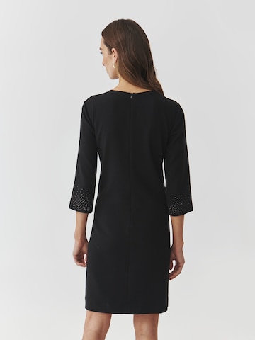 TATUUM - Vestido 'KIRIA' en negro