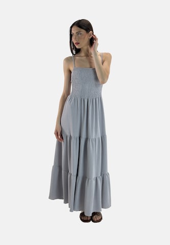 Elara Kjole i grå: forside