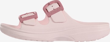 Crocs Пантолеты 'Saturday Enamel Buckle' в Ярко-розовый: спереди