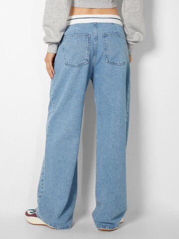 Bershka Wide leg Pleated Jeans in Blue