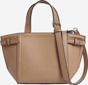 Sacs à main Calvin Klein en marron : devant