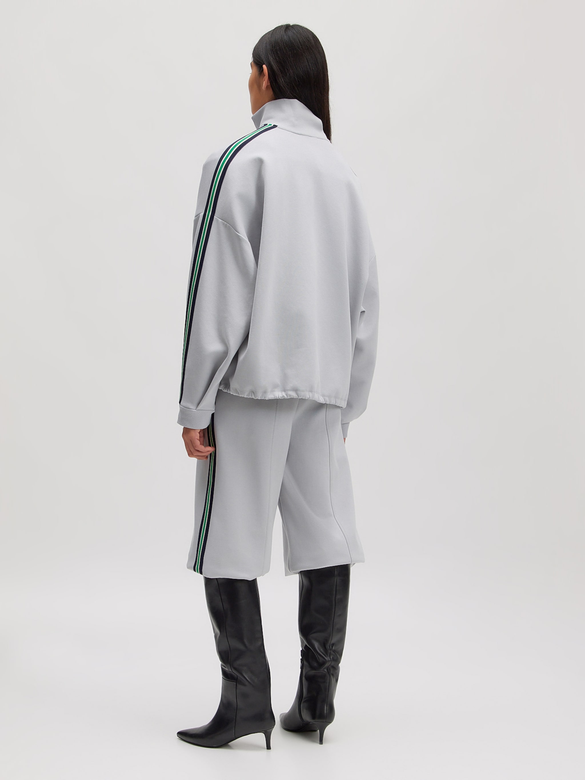 EDITED Sweatshirt 'Izzie' blå