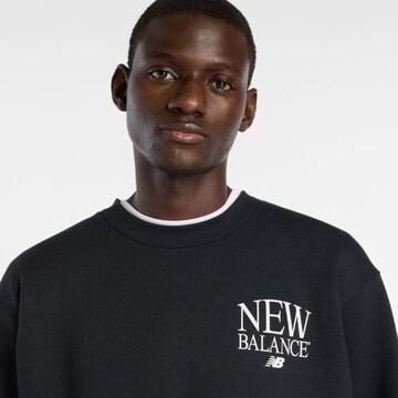 T-Shirt 'Reimagined Fleece Crew' new balance en noir