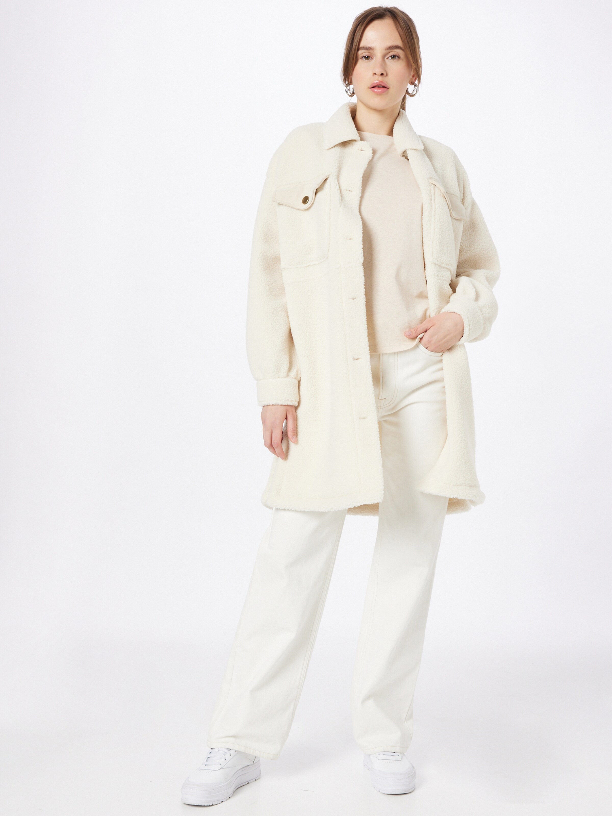 Frauen Shirts & Tops Trendyol T-Shirt in Beige - ZY01187 Frauen Shirts & Tops Trendyol T-Shirt in Beige - ZY01187