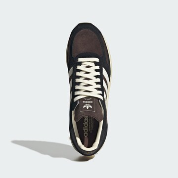 Baskets basses 'La Trainer' ADIDAS ORIGINALS en noir