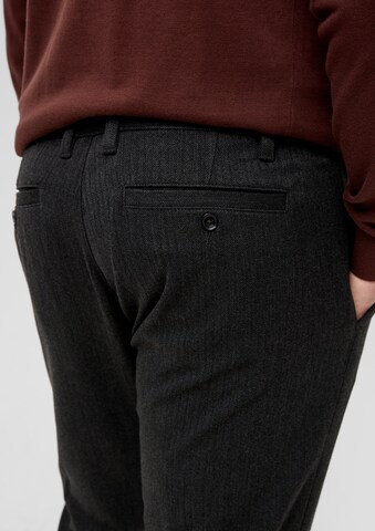 s.Oliver - regular Pantalón chino 'Detroit' en negro