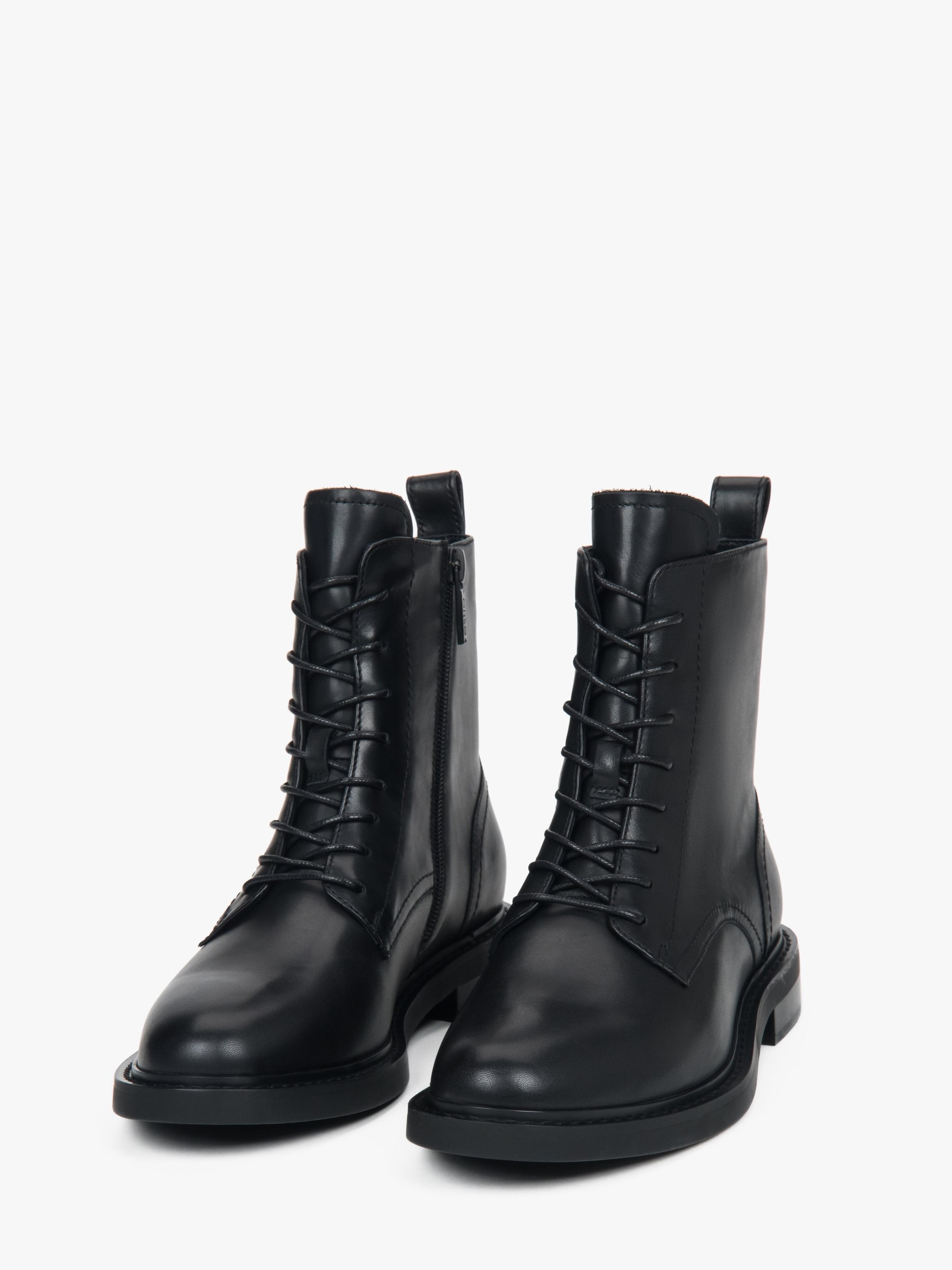 Ankle boots '211-630' di Estro in nero