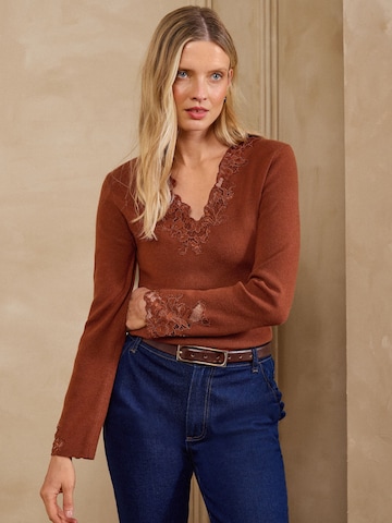 Pullover di love & roses in marrone