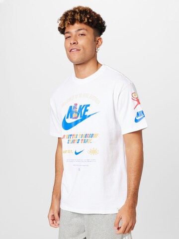 Tricou de la Nike Sportswear pe alb: față