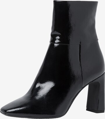 TAMARIS Ankle Boots in Black: front