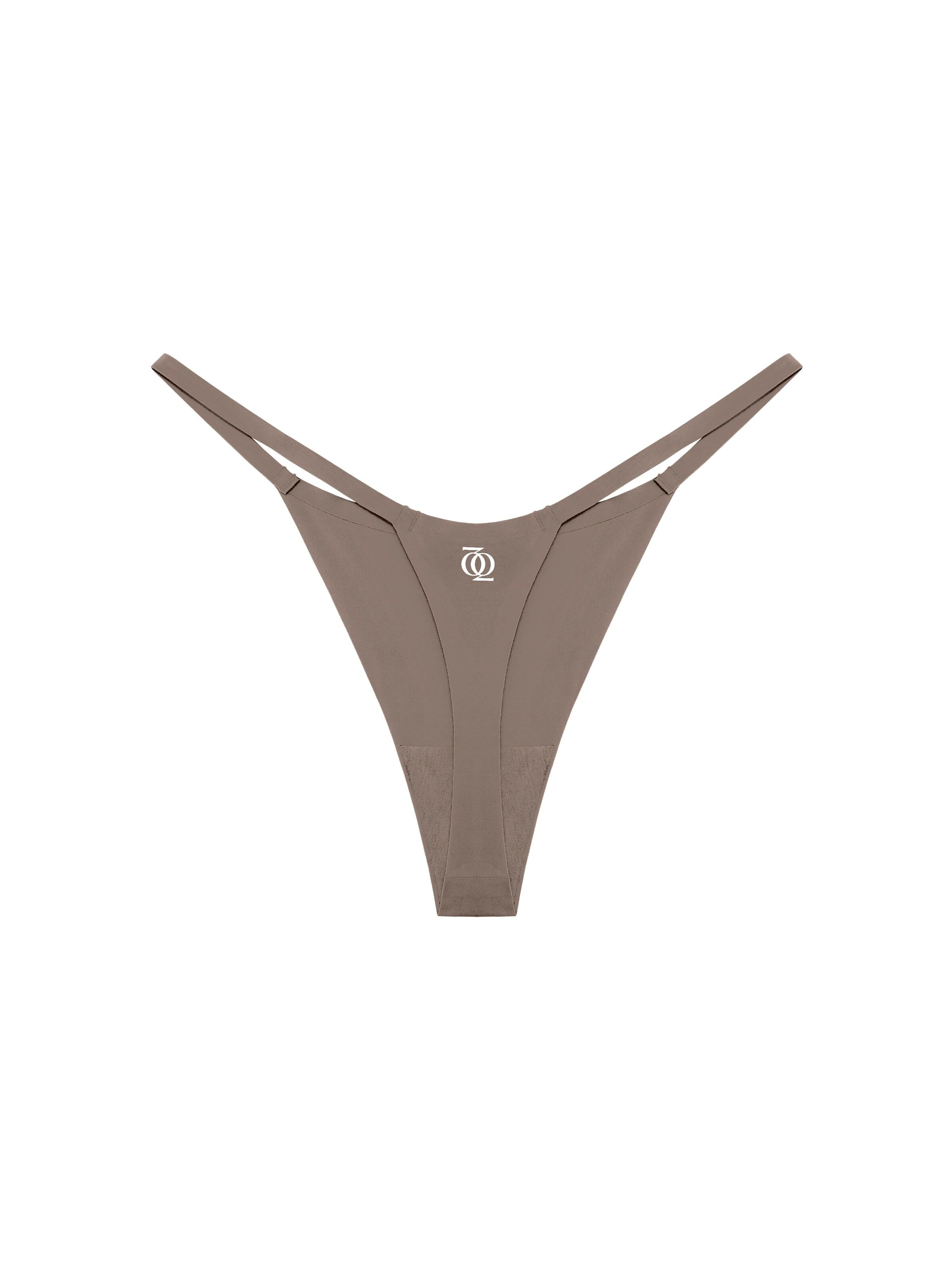 GOD SAVE QUEENS String 'Second Skin G-String' in Bruin: voorkant