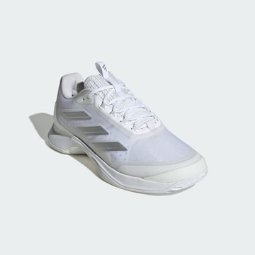 ADIDAS PERFORMANCE Športová obuv 'Avacourt 2' - biela