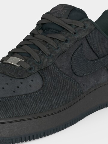 Nike Sportswear Låg sneaker 'Air Force 1 '07 LV8' i grå
