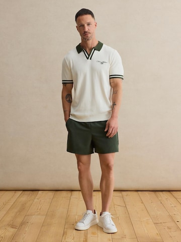Shorts de bain 'Faris' DAN FOX APPAREL en vert