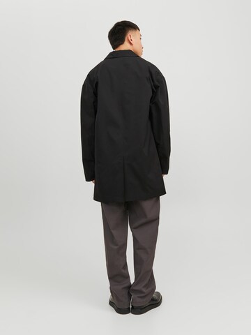 JACK & JONES Mantel 'Crease' in Schwarz