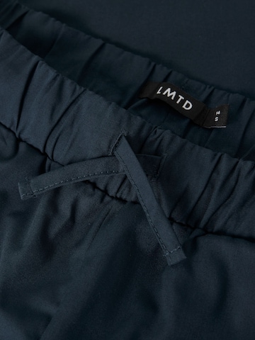 Regular Pantalon LMTD en bleu