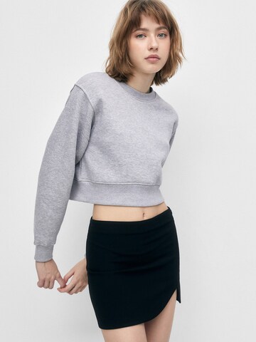 Pull&Bear Sweatshirt i grå